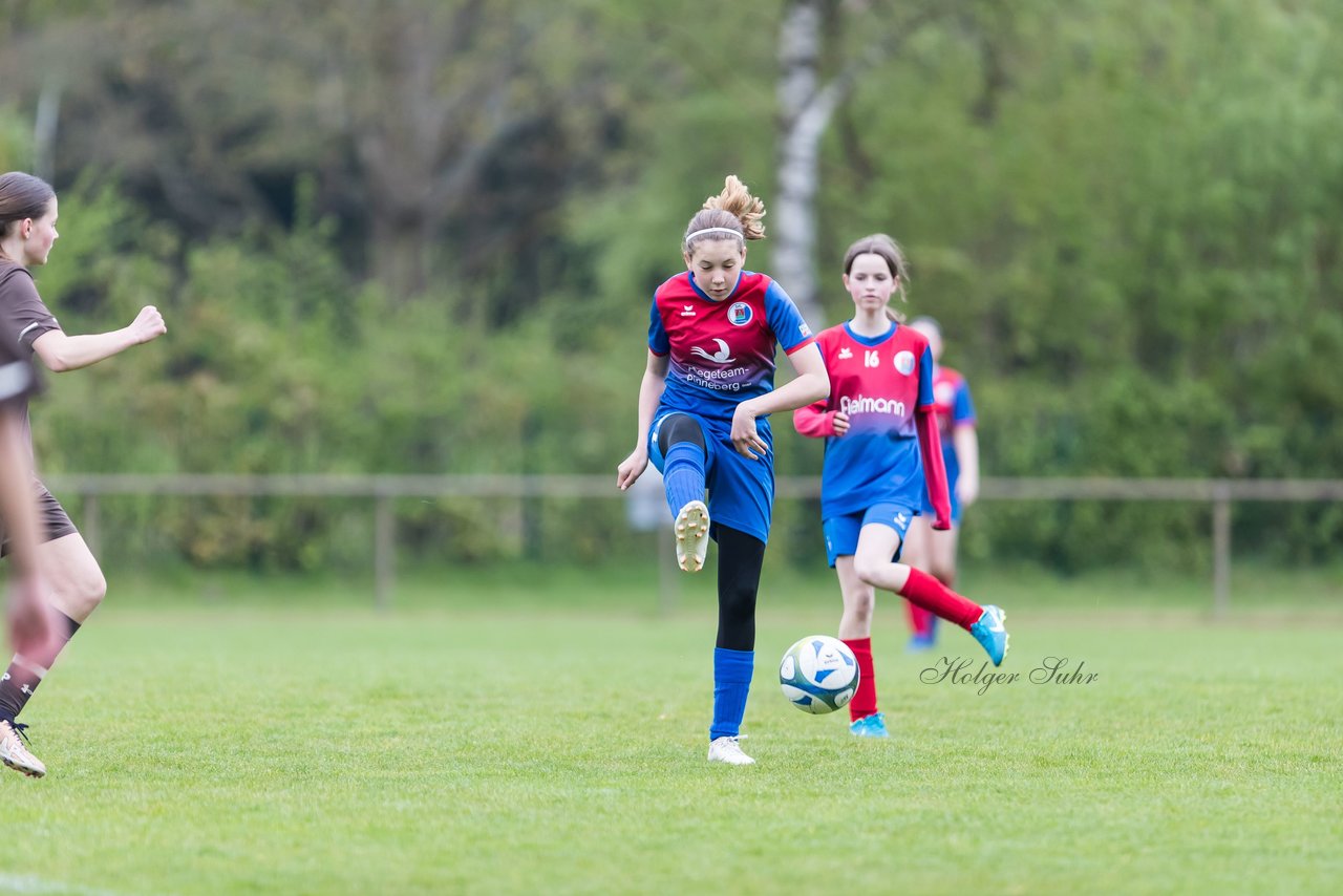 Bild 105 - wCJ VfL Pinneberg3 - St.Pauli : Ergebnis: 2:1